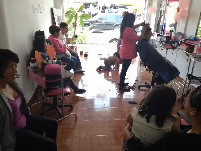 Est&eacute;tica y barber&iacute;a &ldquo;JADEYA&rdquo;