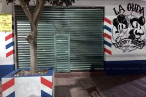 Est&eacute;tica y Barber&iacute;a La Onda