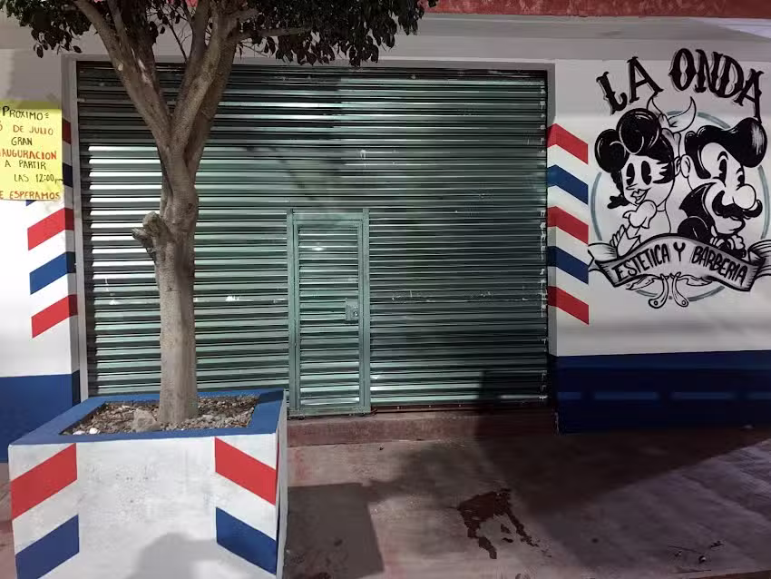 Est&eacute;tica y Barber&iacute;a La Onda