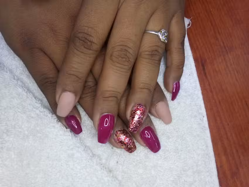 Est&eacute;tica y Barberia &rdquo; Pixel Hair & Nails&rdquo;