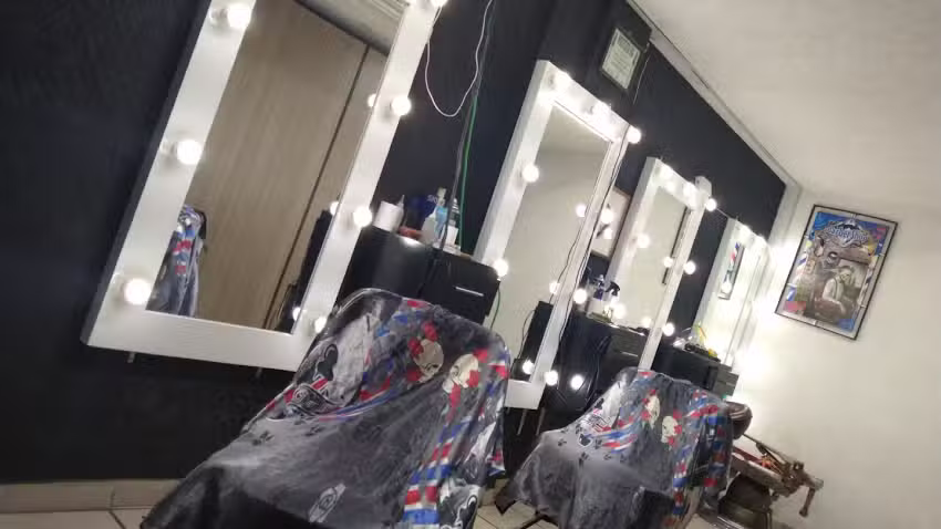 Est&eacute;tica y barber&iacute;a RB