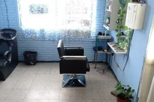 Est&eacute;tica y peluquer&iacute;a Alex