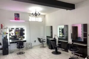 Estética y peluquería Claudia