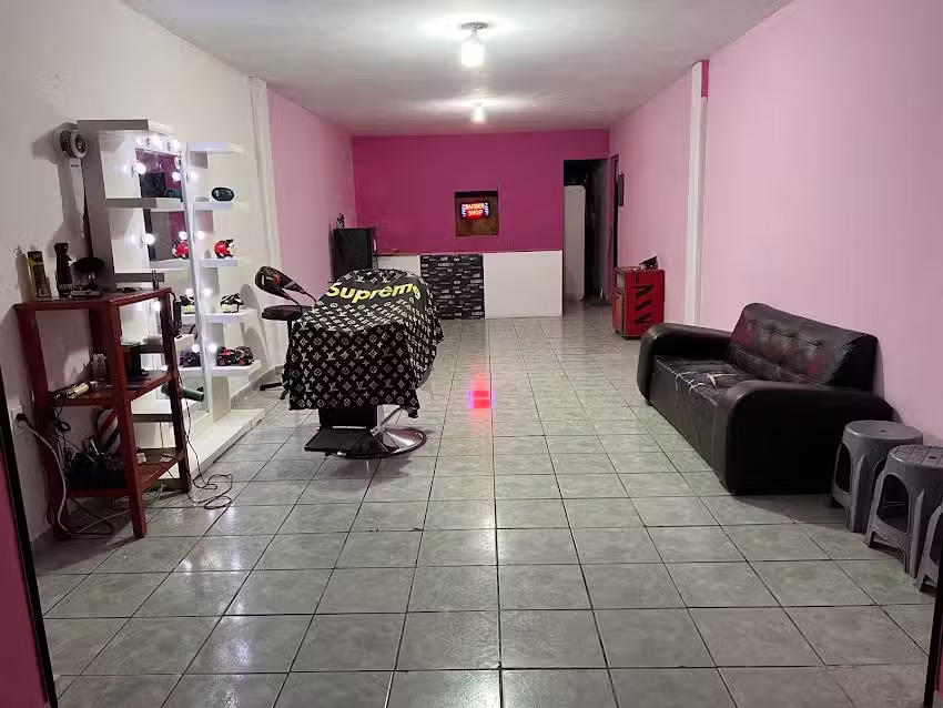 &ldquo;Etzael Barber Shop&rdquo;