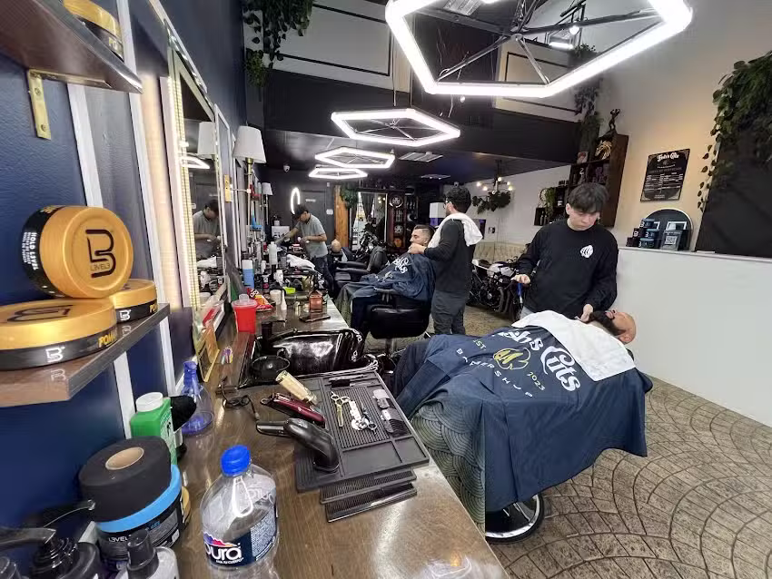 Fish&rsquo;s Cuts Barbershop