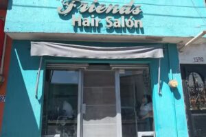 Friends hair sal&oacute;n Cecy & paty
