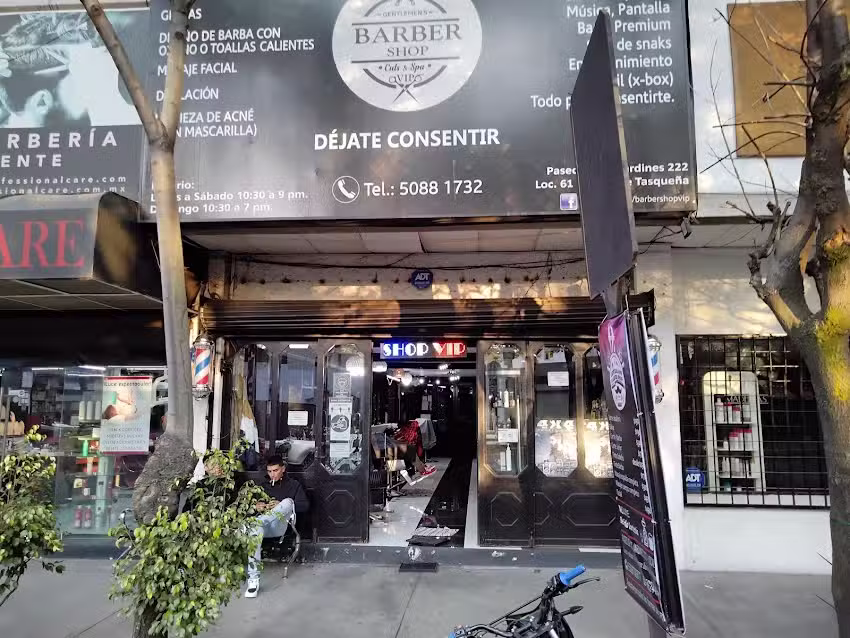 Gentleman&rsquo;s Barber Shop (Barber&iacute;a)