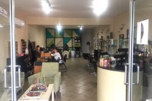 Glamur sala de belleza unisex