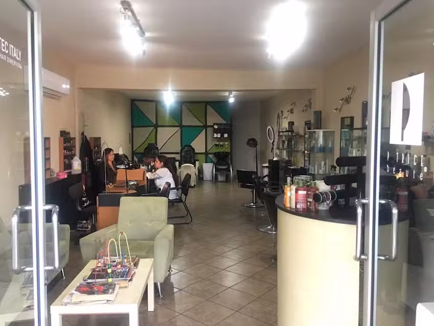 Glamur sala de belleza unisex