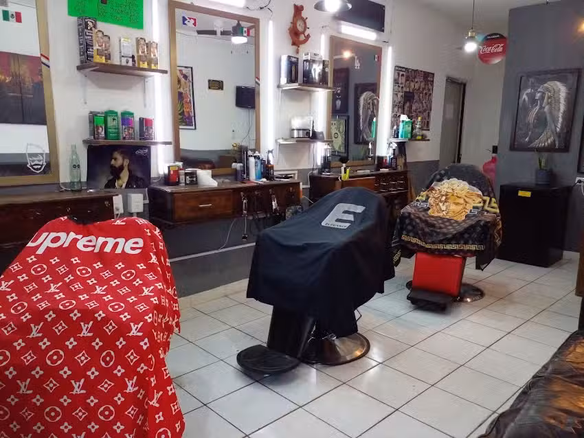 H BARBERIA Y PELUQUERIA