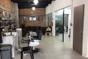 Heavy&Welter Barber&iacute;a&Tattoos