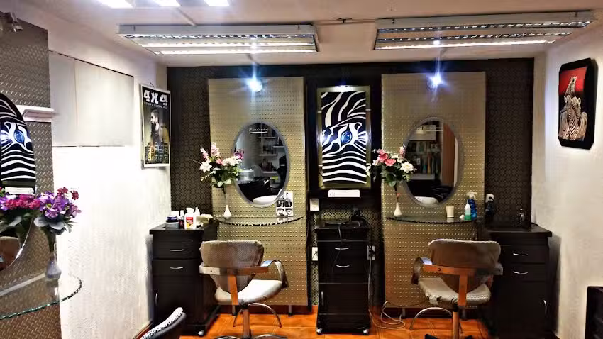 Hermenegildo&acute;s Salon & Barber