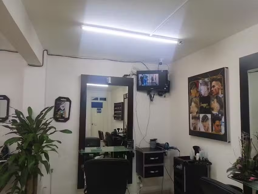 Imagen studio est&eacute;tica/barber&iacute;a