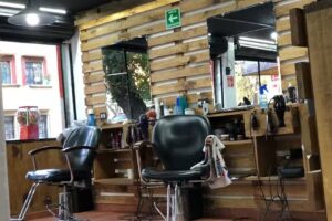 Imperio Barber&iacute;a