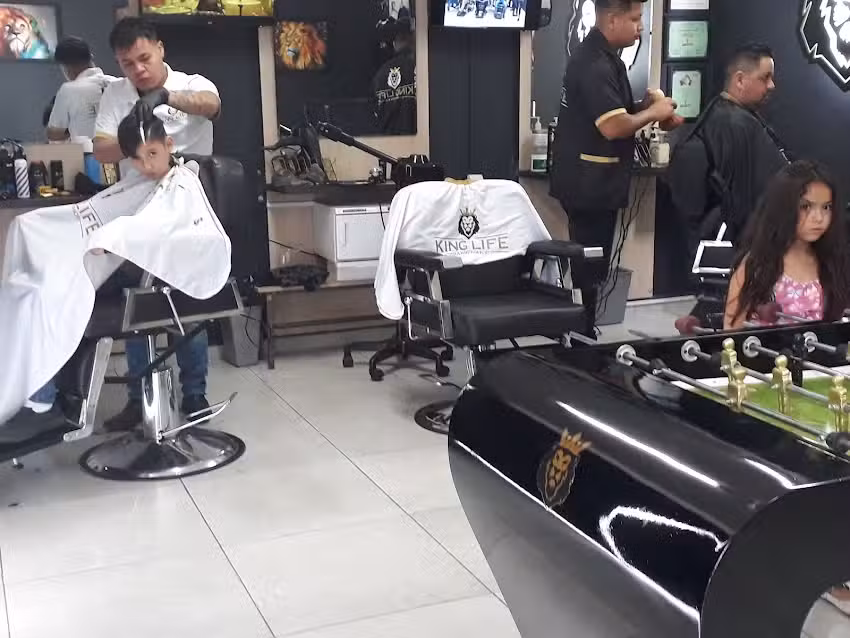 King Life Barbershop