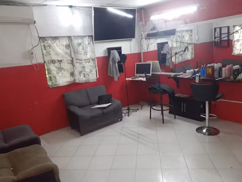 L S Barber Salon