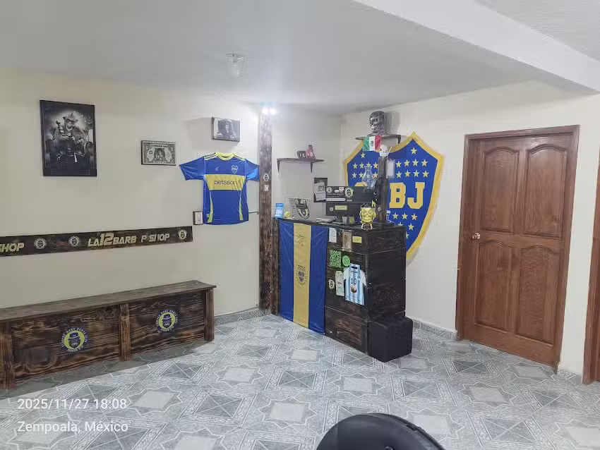 La 12 barbershop