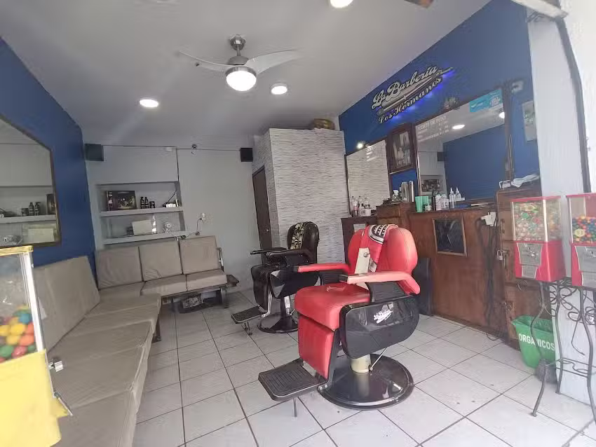 La Barber&iacute;a Los Hermanos