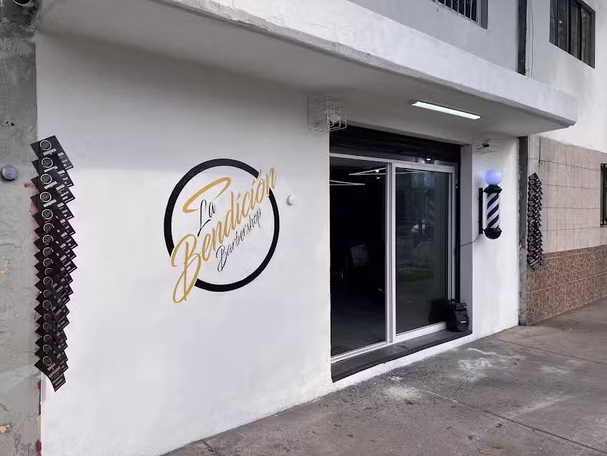 La Bendici&oacute;n Barbershop