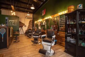 La Estaci&oacute;n Barber&iacute;a y Boler&iacute;a