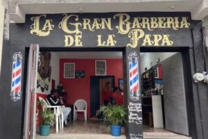 La gran barber&iacute;a de la Papa &ndash; Ocotepec
