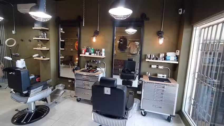 La Militar Barber Shop