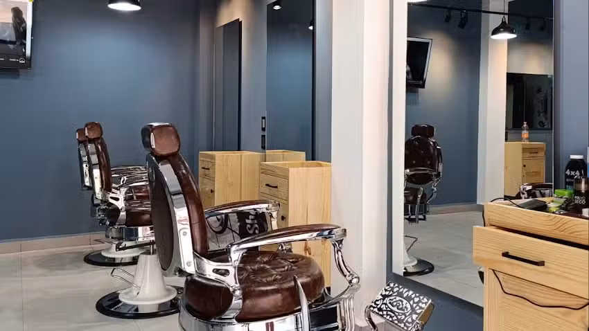 LA PELUQUER&Iacute;A