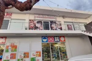 La tijera M&aacute;gica (peluqueria y barberia)