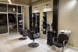 Le Monik Estilismo & Barberia