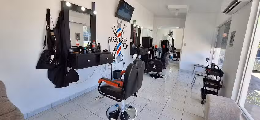 Legendarios Barbershop