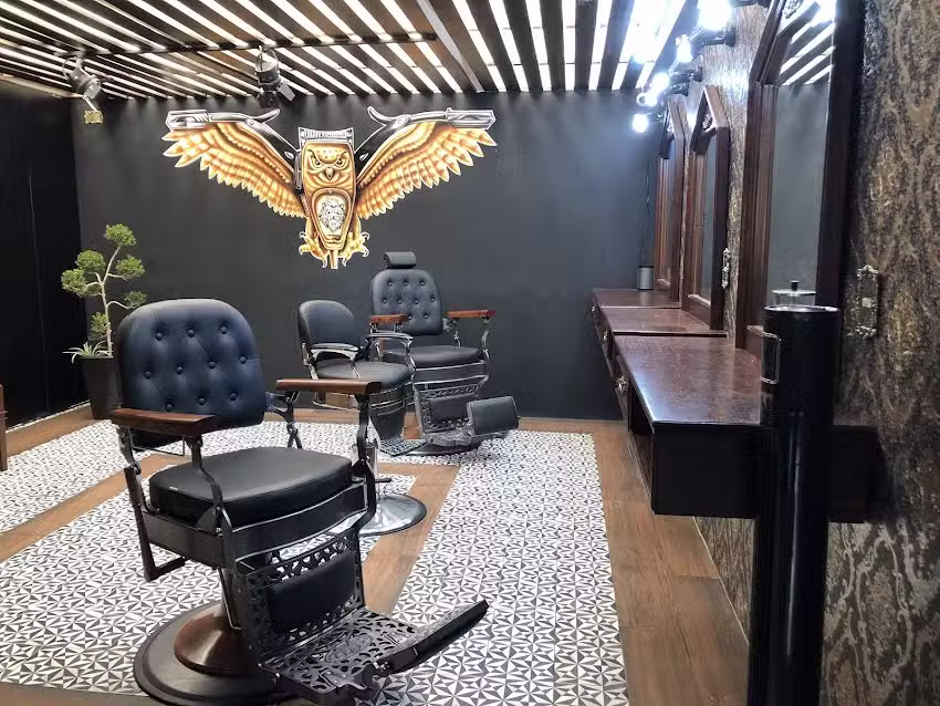 Le&oacute;n de Navajas Roma