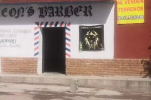 Leon&rsquo;s barber shop