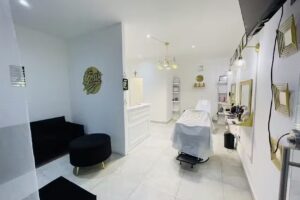 Loas barber shop la Zanja