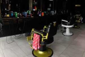 LOS AHIJADOS BARBER SHOP