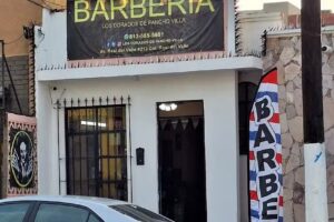 LOS DORADOS DE PANCHO VILLA BARBER&Iacute;A