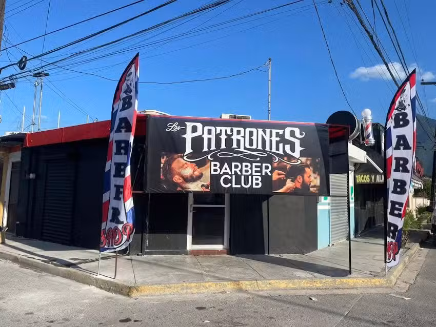 Los Patrones Barber Club . Azteca