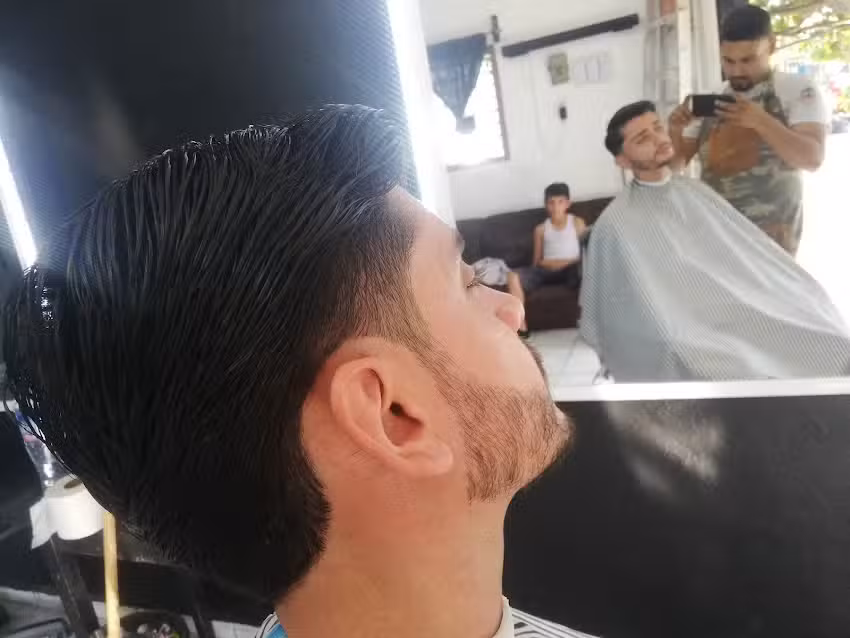 Los villanos Barbershop