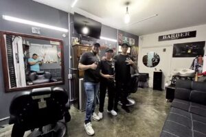 LR BARBER SHOP