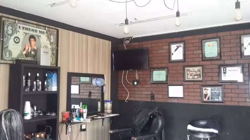 Machines Barber Shop