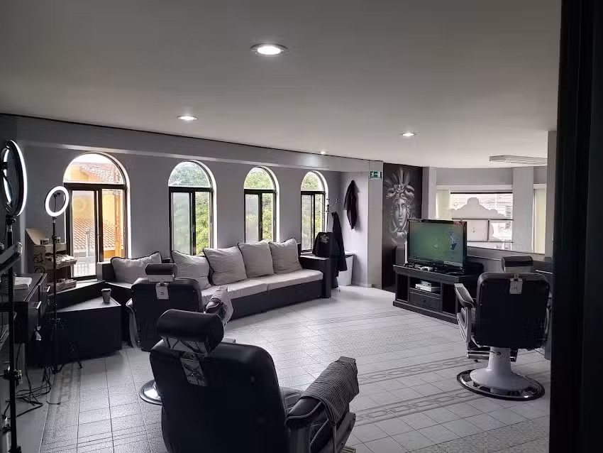 Magic&rsquo;s barberia