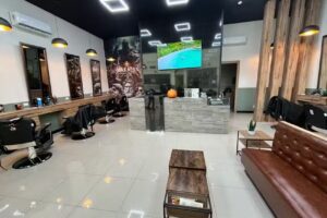 Makalan Barber & spa