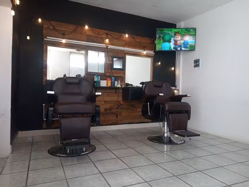 Manos de Tijera Barber Shop