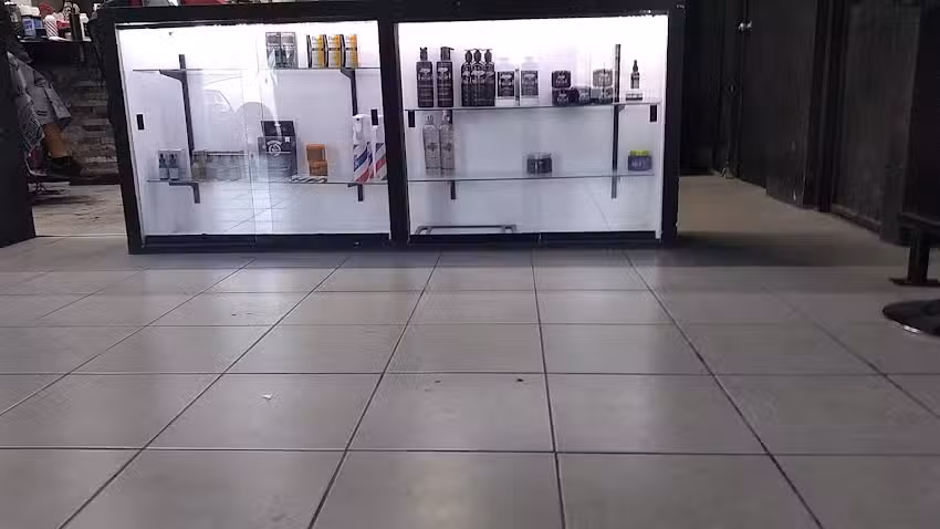Master Barber Shop & Store