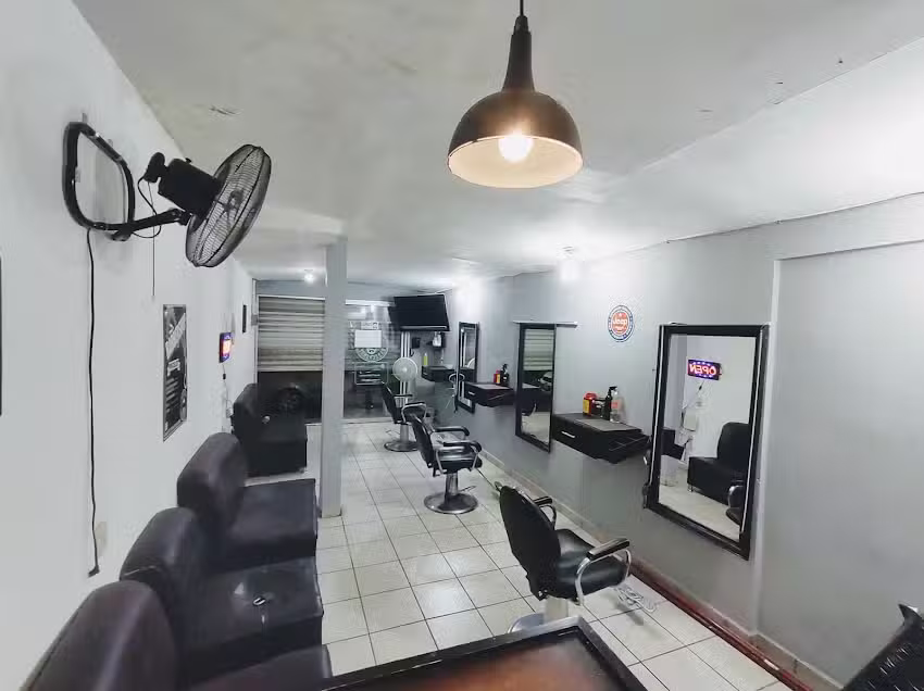 Memo&rsquo;s Barbershop