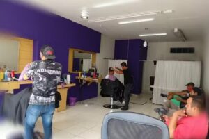 MEN HOUSE BARBER SHOP