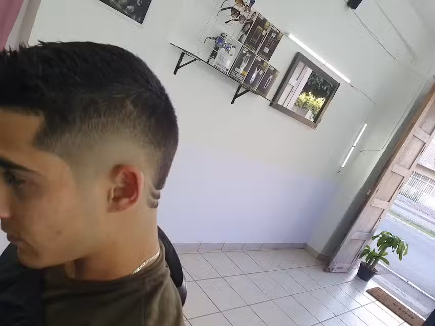 Mexa&rsquo;s barbershop