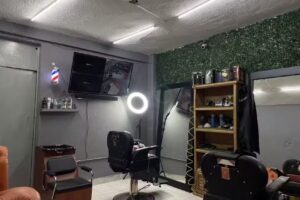 Mike&rsquo;s Barber Studio