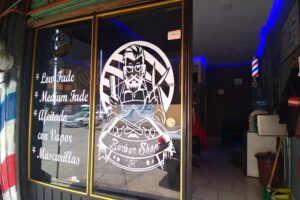 Morales barber shop jr