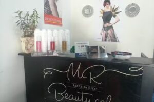 MR BEAUTY SALON Martha Rico
