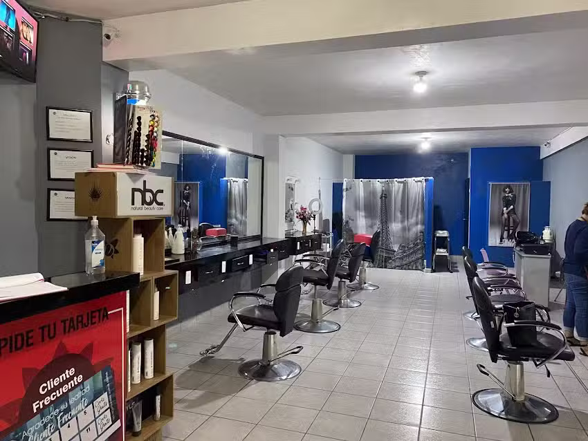 MYA ESTETICA Y BARBERIA